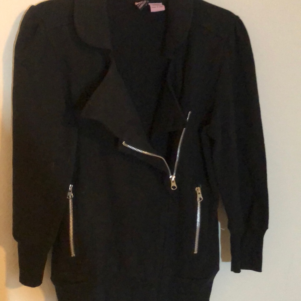 Black zipper jacket never worn
